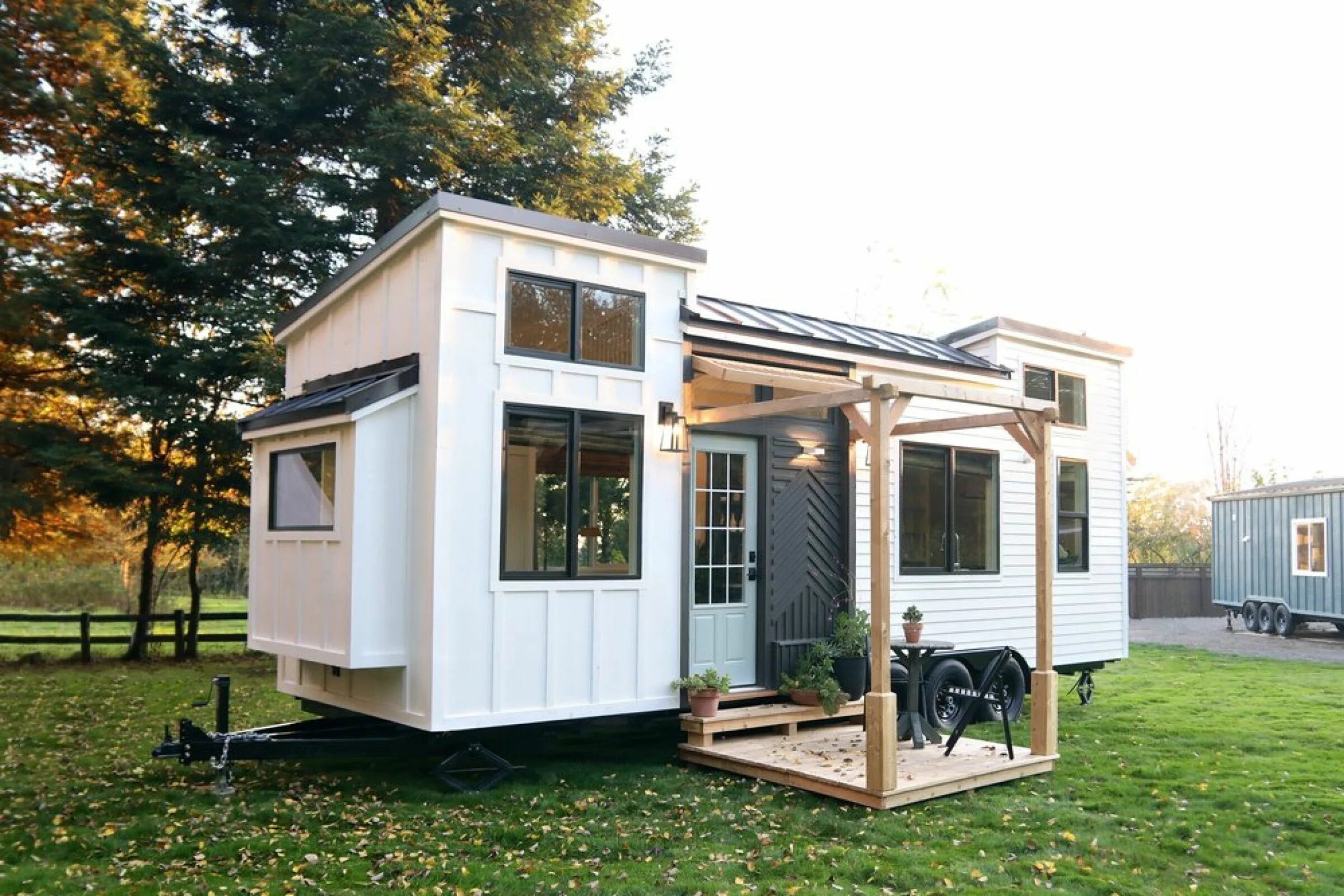 Build tiny house