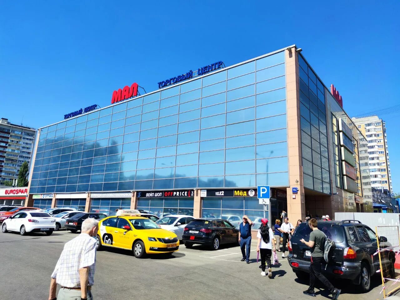 проекты небольших торговых центров. малая трц. улица энтузиастов 30 новокузнецк. торговый центр отрадное декабристов. современные фасады торговых центров.