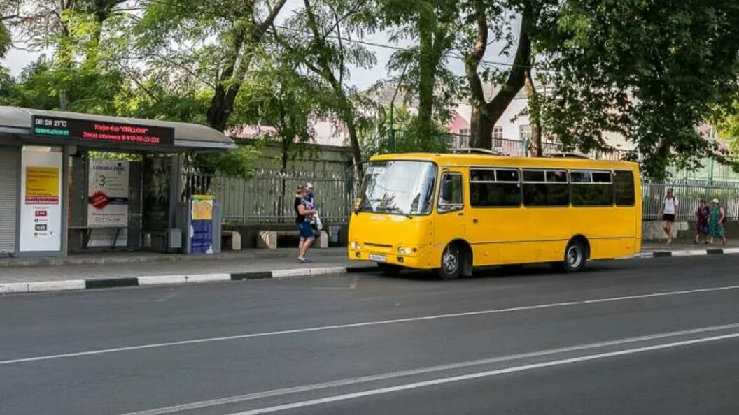 Проезд в маршрутке анапа. Анапа транспорт. автобус анапа.