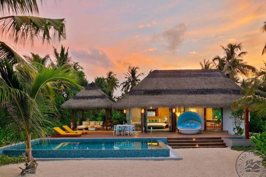 Дананг чайна бич. Pullman phuket arcadia karon beach resort 5*. Pullman, пляж панва. Пулман пхукет пляж. Дэйва пхукет бич резорт.