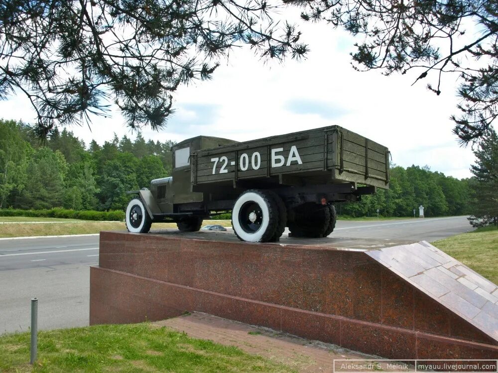 Грузовики брянск. ЗИС 5 Юрга. Автомобиль ЗИС 5. ЗИС-5 грузовой автомобиль Брянск. ЗИС-5 Кызыл.