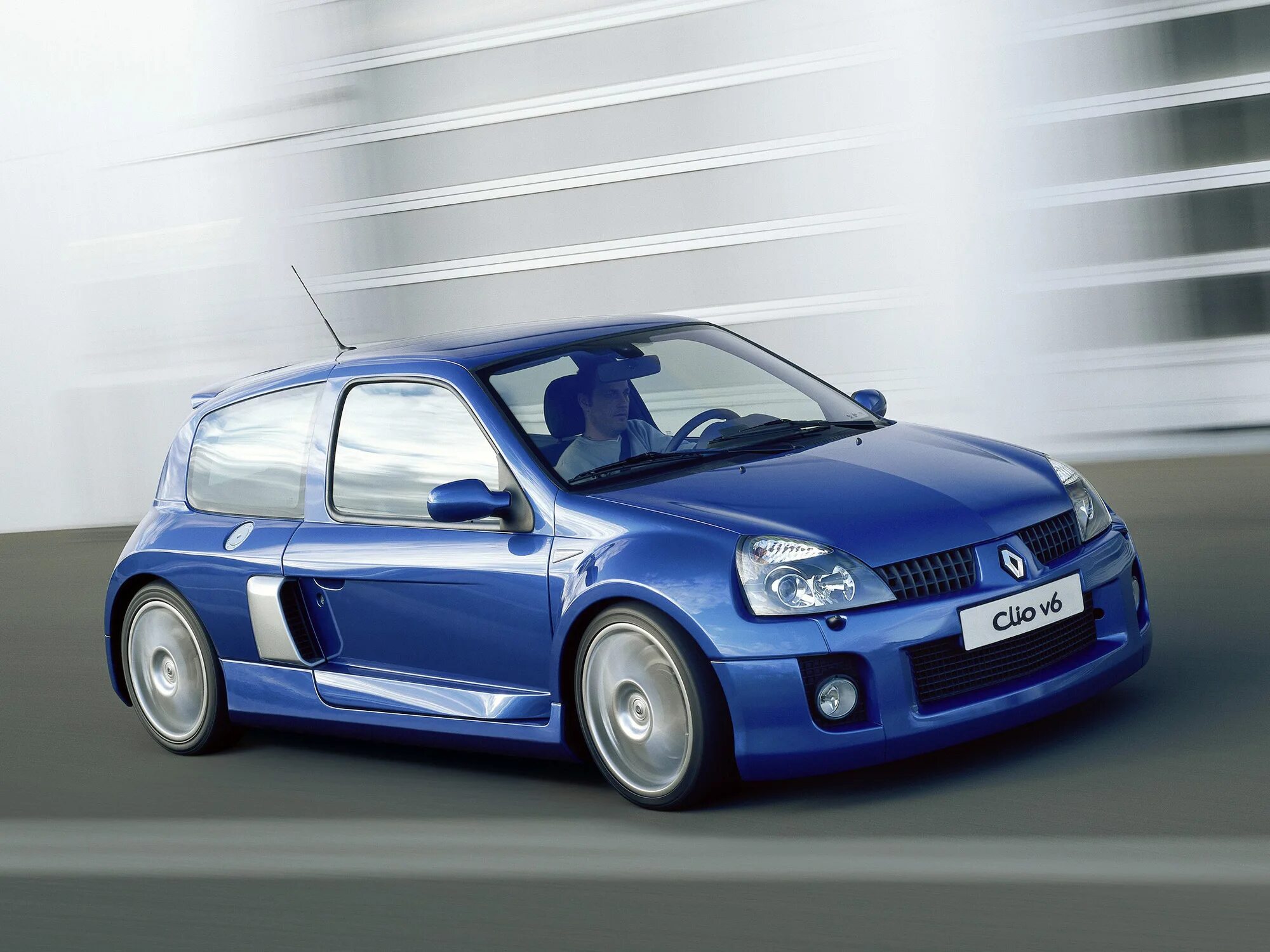 Clio v6 renault sport. рено клио спорт v6. мазда 6 спорт седан. мазда 6 спорт 2008. мазда 6 спорт 2.