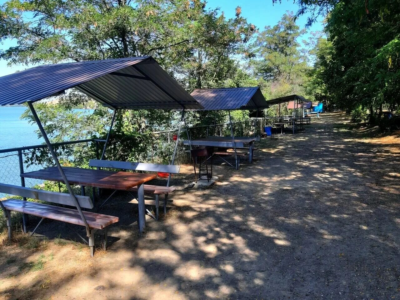 Новая волна новотроицкое водохранилище база отдыха. Яхт-клуб 26 новотроицкое. Александрия новотроицкое водохранилище. Новотроицкое водохранилище базы. База отдыха уютная новотроицкое водохранилище.
