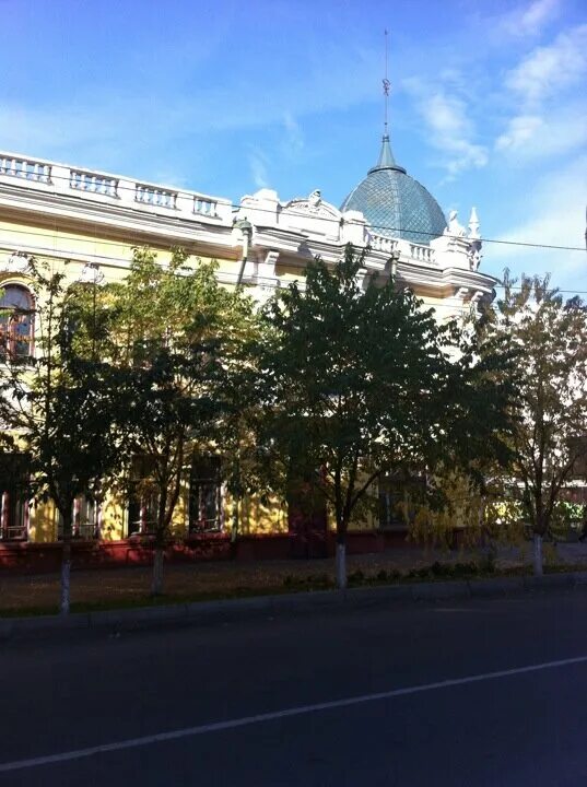 музыкальная школа 1 красноярск. детская музыкальная школа 1 красноярск. музыкальная школа 1 красноярск. музыкальная школа красноярск. дом зельмановича в красноярске архитектура.