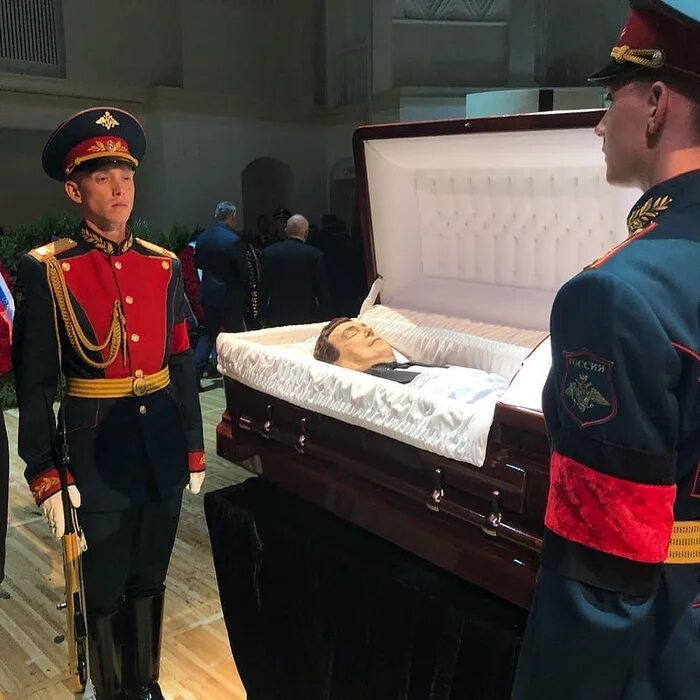 Иосиф кобзон похороны. Иосиф кобзон похороны на кладбище. Церемония прощания с иосифом кобзоном. Похороненные иосифа кобзона. Похороны кобзона.