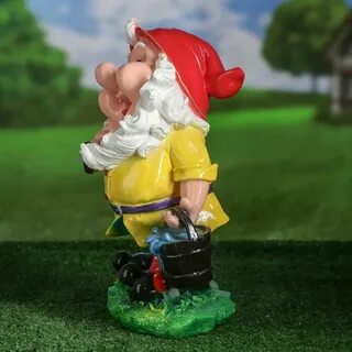 Садовые игрушки