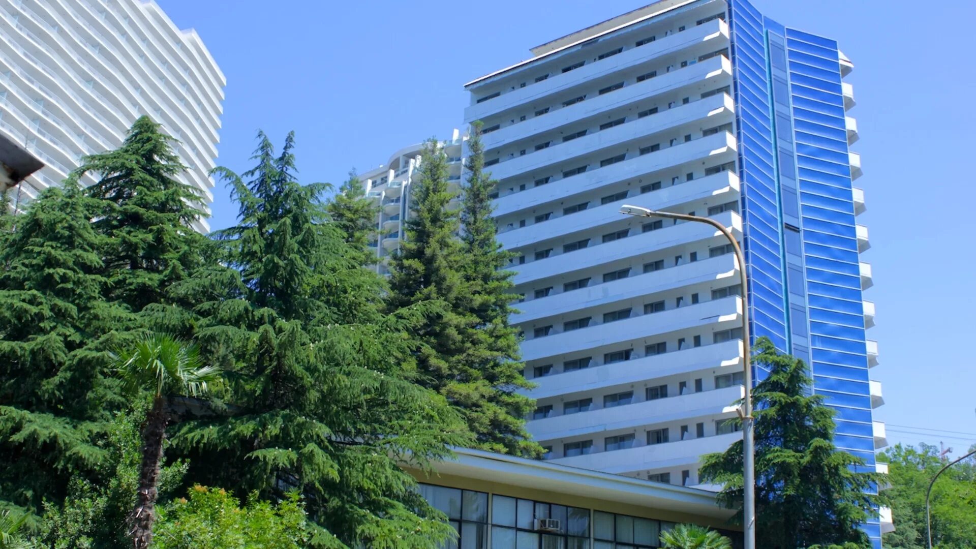 Актер сочи отзывы 2023. Санаторий актёр сочи тренажерные залы. Санаторий актер сочи. Пансионат актер сочи. Курортный проспект 105 сочи.