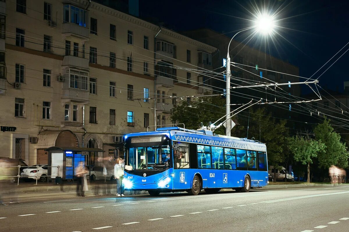 Троллейбус на восток. Троллейбус БКМ 321. БКМ 321 2020. Троллейбус БКМ Москва. Московский троллейбус 2020.