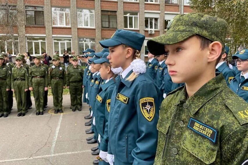 Звания в кадетской школе. Погоны кадетской школы. Погоны кадетов в школе. Кадетская школа Ангарск. Школа в погоне