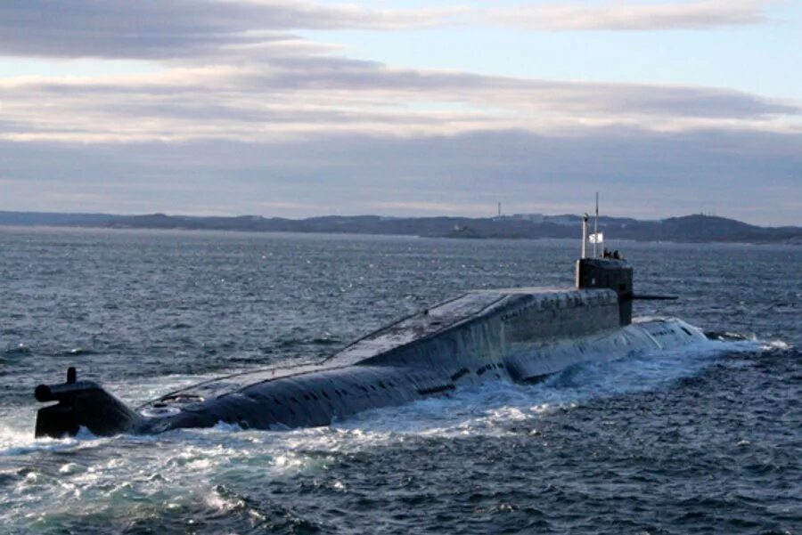 Апл сф. Атомный флот россии подводные лодки. Североморск парад кораблей день вмф. Атомная подводная лодка новомосковск. Подводная лодка гепард.