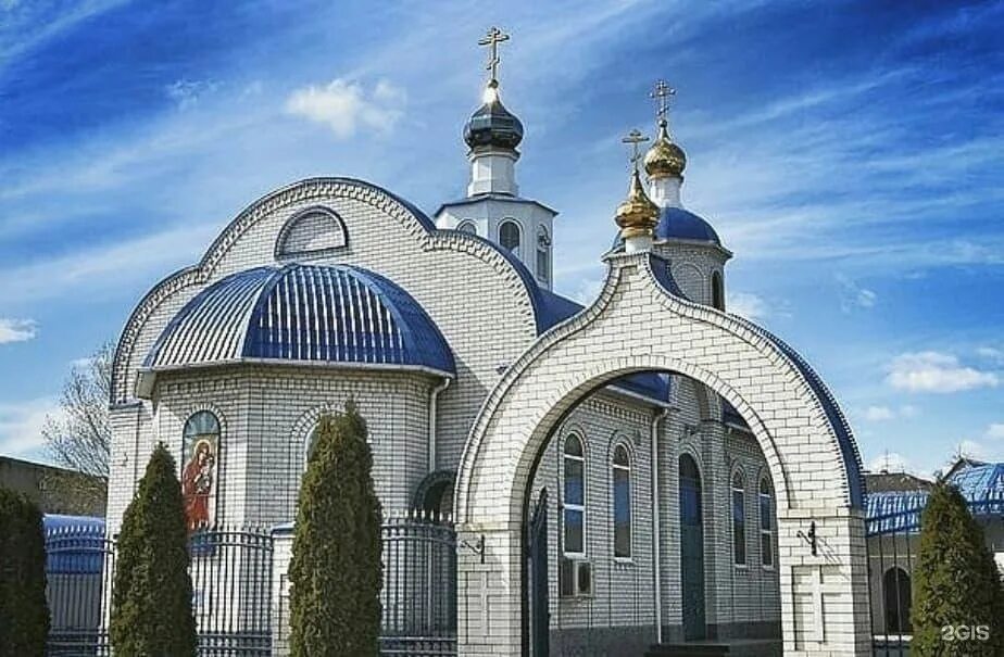 Храм в Крымске Краснодарского края. Казанский храм Крымск. Церковь иконы Божией матери Казанская в Крымске. Свято-Казанский храм Краснодар