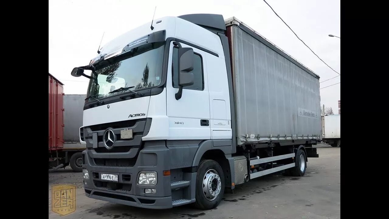 Купить грузовик с пробегом в россии. Mercedes-Benz Actros 1841 ll Megaspace. Мерседес Актрос 10 тонник. Мерседес Актрос 12 тонник. Mercedes-Benz Actros 1841 2010.