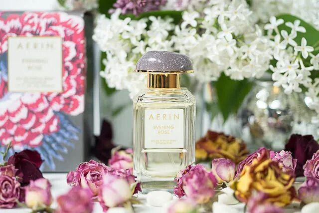 Aerin cedar violet. Evening rose. Духи аэрин ивнинг роза. Evening rose. Розы вечером в саду.