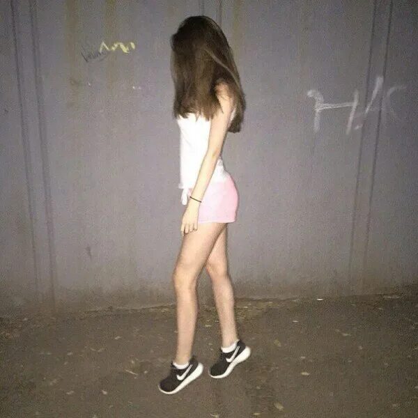 Девушка подросток без лица. Пятнадцать лет без. Девушка 12 лет с русыми волосами. Красивая девушка 15 лет без лица. Пятнадцать лет без.