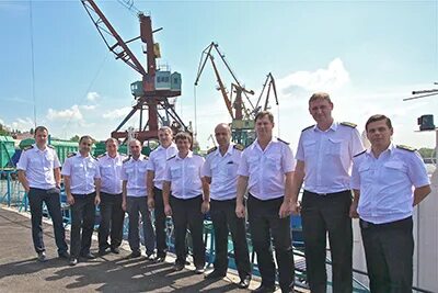 Какой писатель подрабатывал в ростовском порту