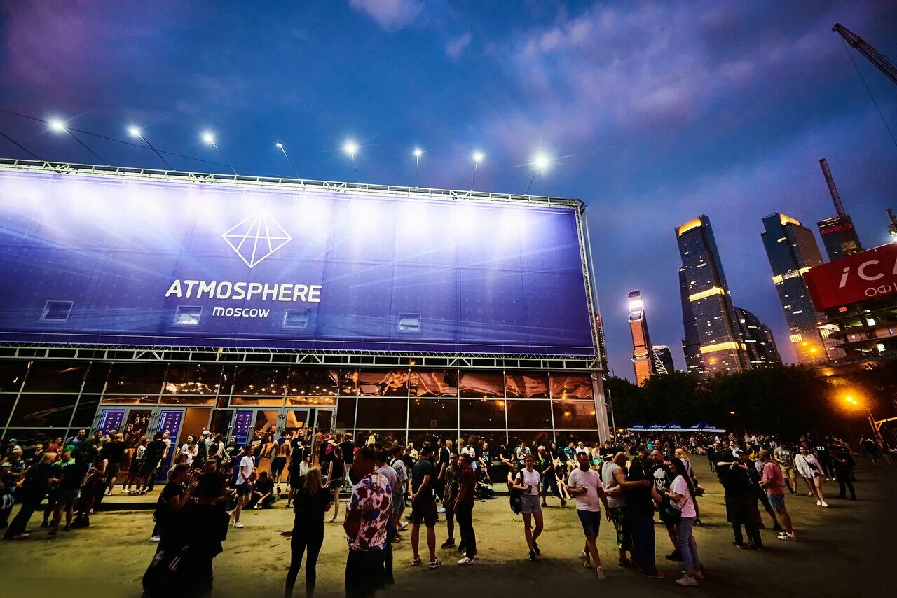 Клуб atmosphere москва концерты. Концертный зал atmosphere Москва. Atmosphere Москва Шмитовский. Атмосфера Шмитовский 32а стр 1. Atmosphere Шмитовский пр., 32а, стр. 1.