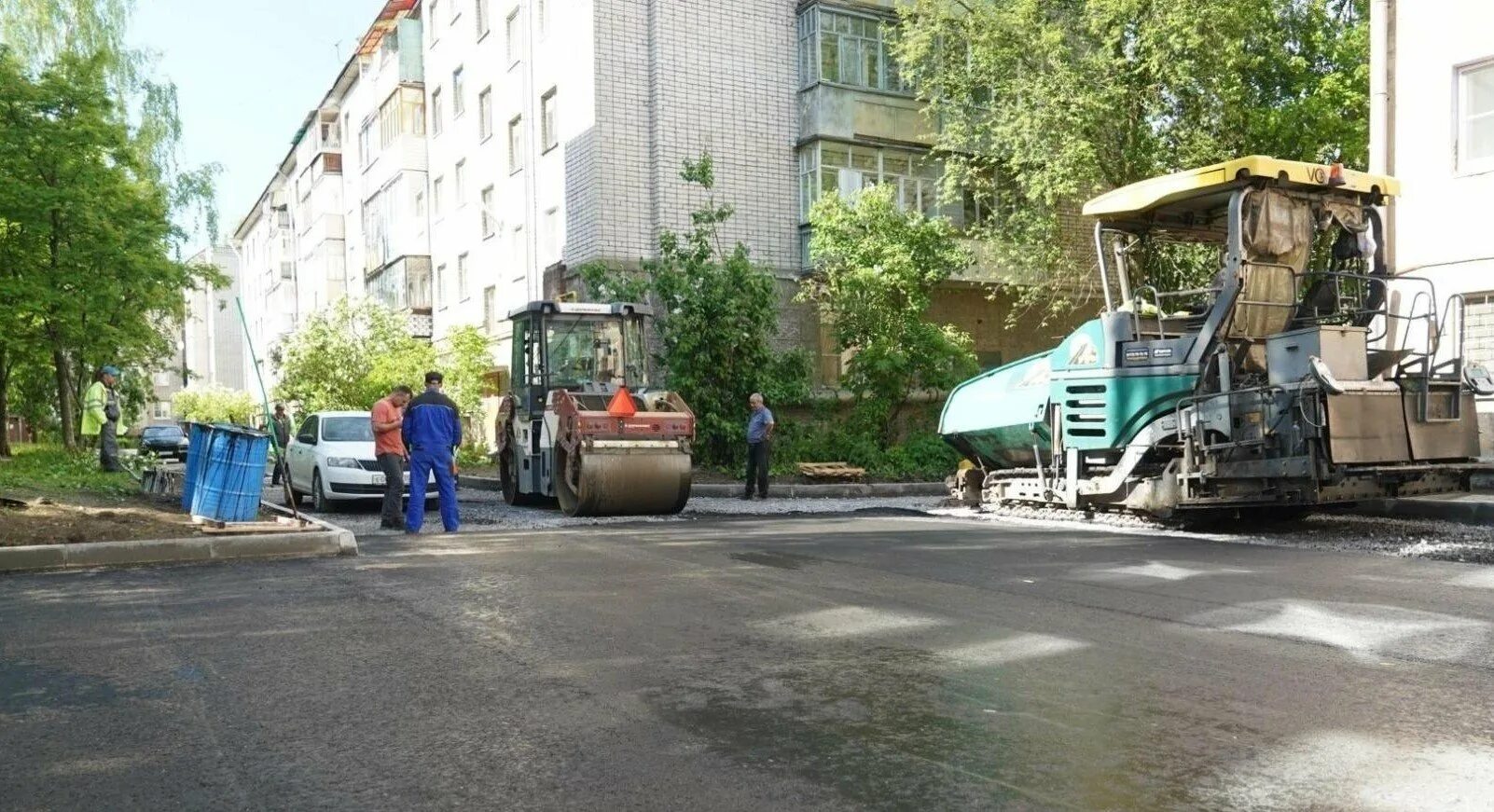 ремонт дворов. копейск благоустройство двора 2023. современный двор. дворовых территорий благоустроили. ремонт дворовых территорий.