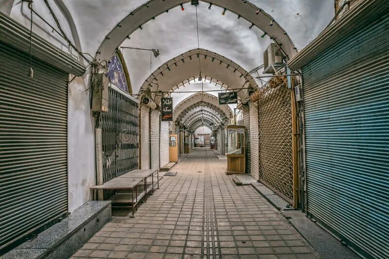 Базар Йезда. Пустой рынок. Пустой рынок фото. Фото пустого базара.