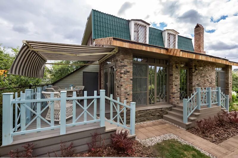 терраса в частном доме. террасы на участке. обустройство сада. террасы ответ.