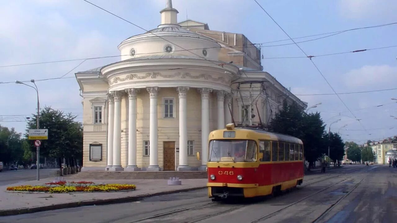 Город орёл достопримечательности. Орел в городе Орел. Памятники города орла. Путеводитель г.орёл. Картинки города орла