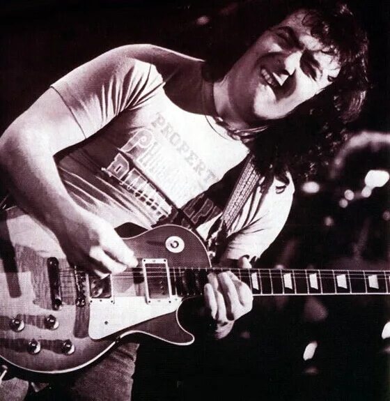 Гитарист берни марсден. Фото bernie marsden. Терри аттли британский гитарист. Фото bernie marsden. Bernie marsden 1979 and about time too.