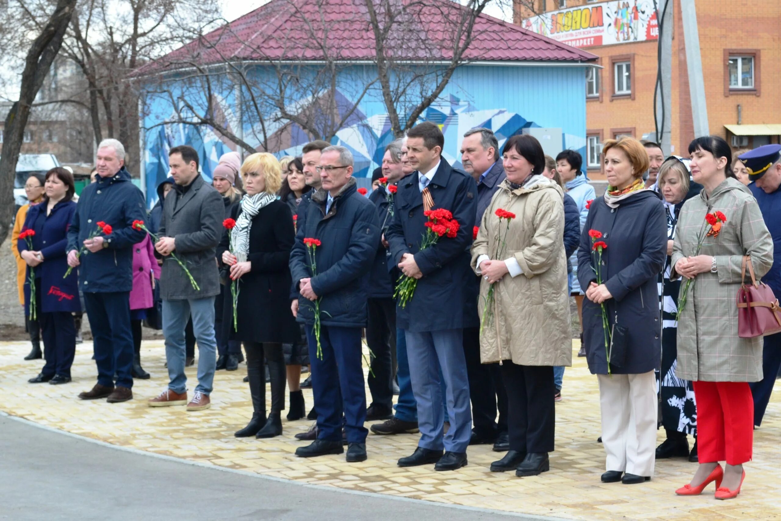 Глава военно исторического общества. Военно историческое общество Кемерово. РВИО В Кузбассе. Военные герои Кузбасса. Военно-историческом обществе «память Донбасса»,.