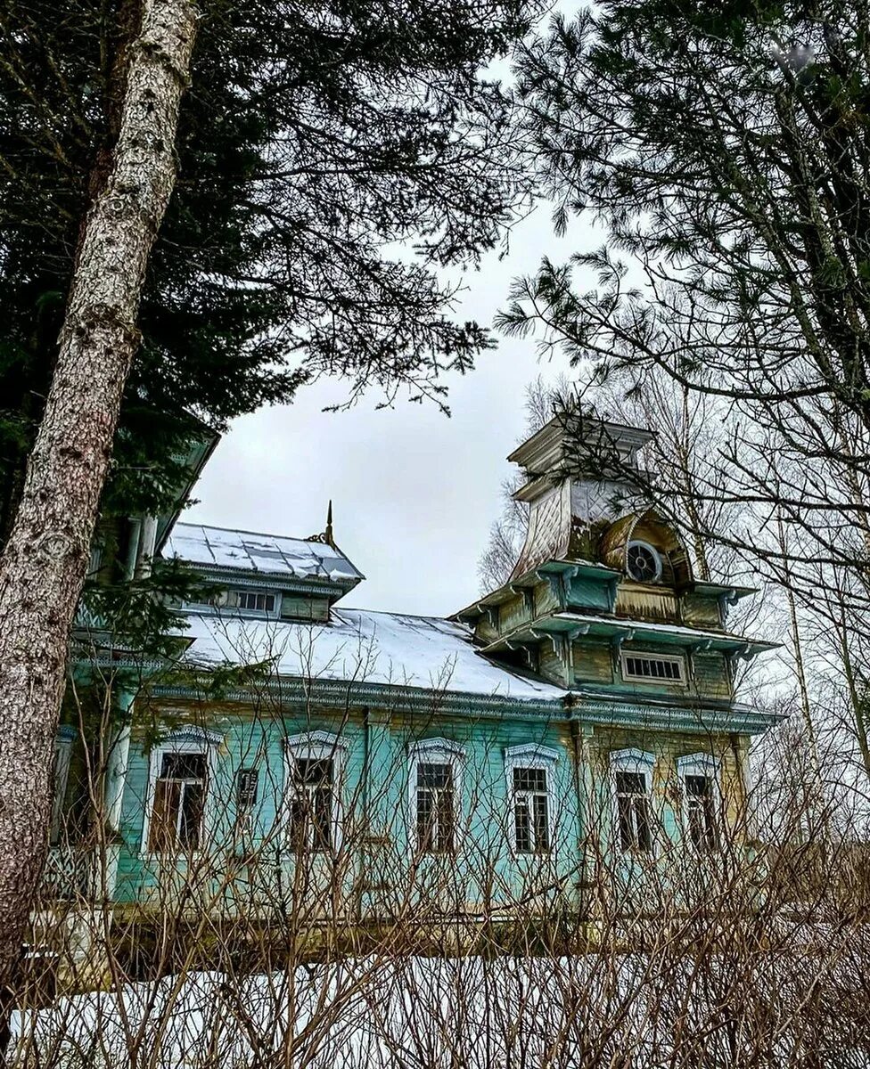 Купеческая усадьба бережок. Сомино бокситогорского. Сомино ленинградская область. Сомино бокситогорского. Петропавловская церковь сомино.
