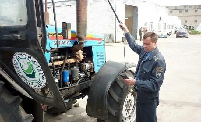 Постановка на учет трактора в гостехнадзоре. Техосмотр самоходной техники в Гостехнадзоре. Гостехнадзор регистрация самоходной техники. Техосмотр тракторов. Техосмотр трактора в Гостехнадзоре.