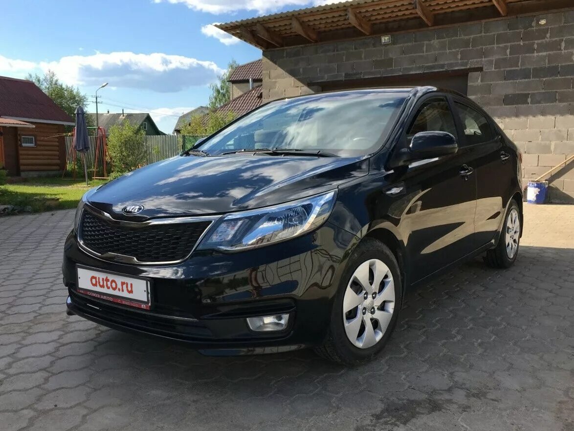 Киа рио 3 какого года выпуска. Kia Rio 2014. Кия Рио 3. Киа Рио 2016 черный. Kia Rio 2016 черная.