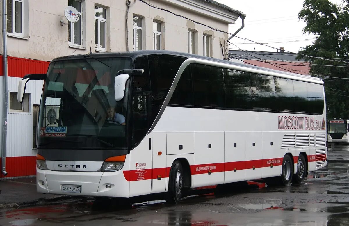 Автобус бус 13. Автобус ялта шуя. автобус москва шуя. автобус москва камышин. автобус москва ялта.