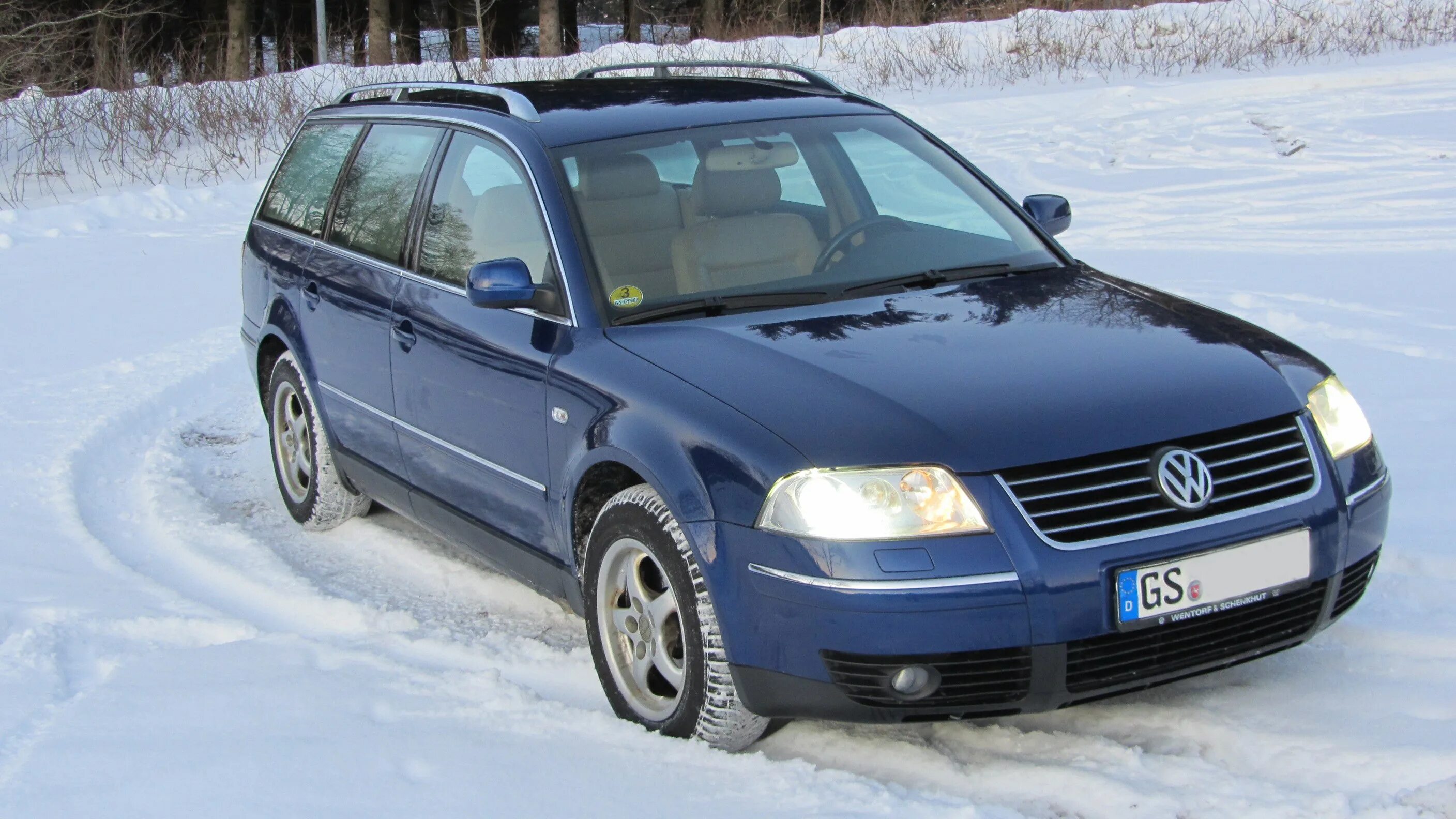 Volkswagen b5 универсал. Пассат б5 универсал. Volkswagen Passat b5 универсал. Volkswagen Passat b5 универсал 2002. Фольксваген Пассат б5 универсал красный.