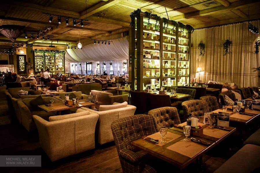 плюшкин инстаграм. плюшкин ресторан детская комната. ресторан москва спб гинза. плюшкин спб гинза рестораны. гинза рестораны спб.