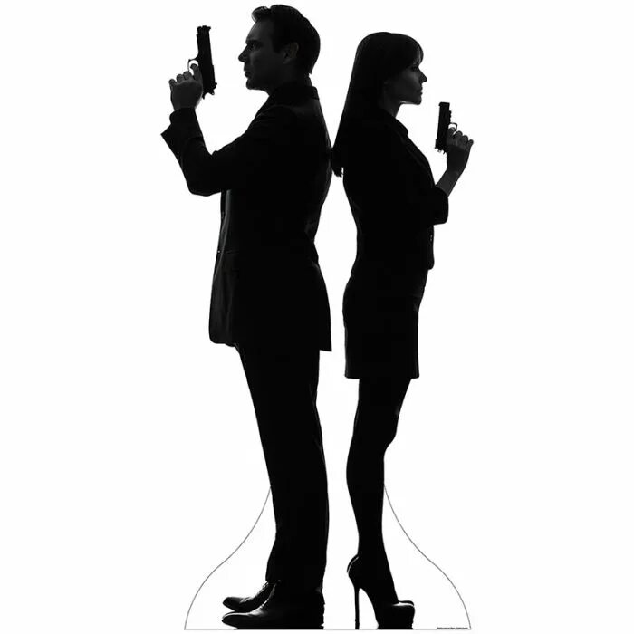 Счастливый клиент. Арендатор квартиры. Семейное консультирование. Мужчина. Счастливая пара в доме.