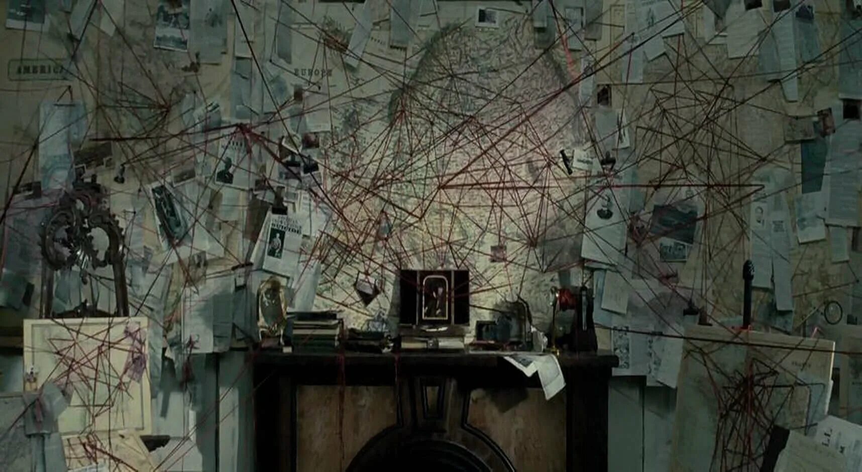 Фильм про ограбление банка. Побег из тюрьмы в шамхале. Логово преступников 6 букв. Лесной схрон. 5.