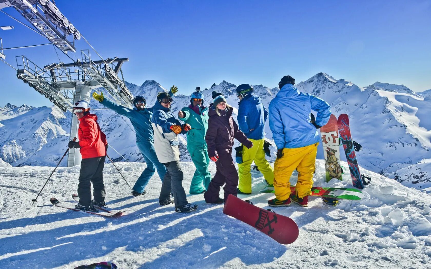 Развитие горнолыжного туризма. Эльбрус горнолыжный курорт. Приэльбрусье горнолыжный курорт. Приэльбрусье горные лыжи. Эльбрус горные лыжи.
