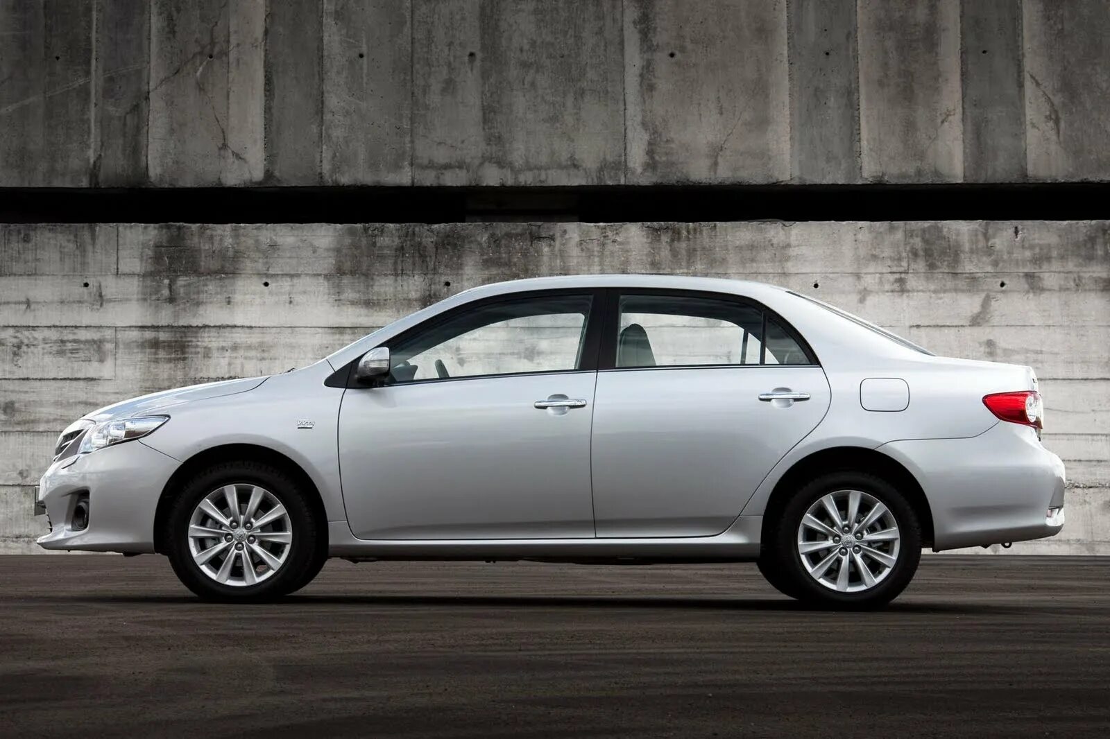 Авто москва тойота королла. Toyota corolla 2012. toyota королла 2012. toyota corolla 2012-2013. тойота королла 2012 года.