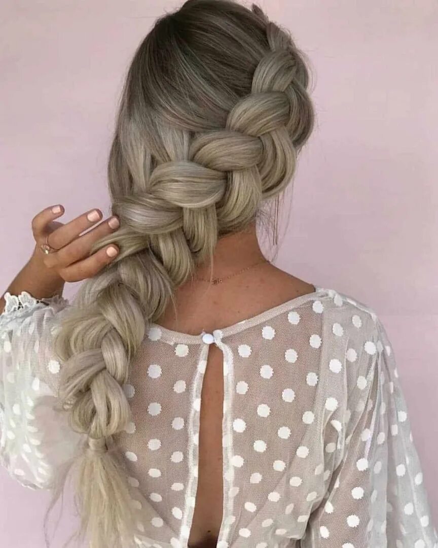 Модные косички. Модные косички. Косы. Модные косички. Прически с косами.