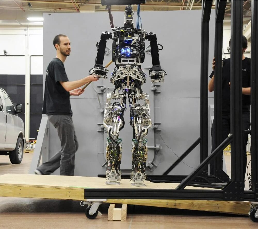Saffir пожарный робот. Судового автономного пожарного робота (Saffir). Необычные роботы. Робототехника в будущем.
