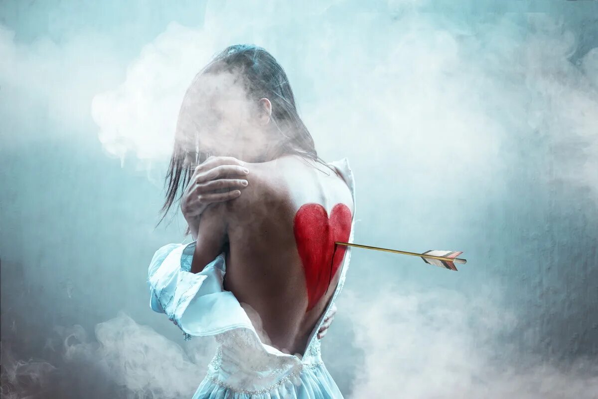 Женщина несчастна в отношениях. Мужчина изменяет женщине. Ранимая в отношении. Ранимая в отношении. Ранимая в отношении.