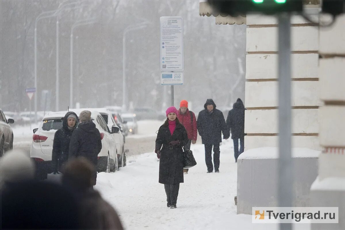 Идет потепление. Тверь зимой. Репортаж о зимней погоде. Снег в Твери. Тверь юмор зима.