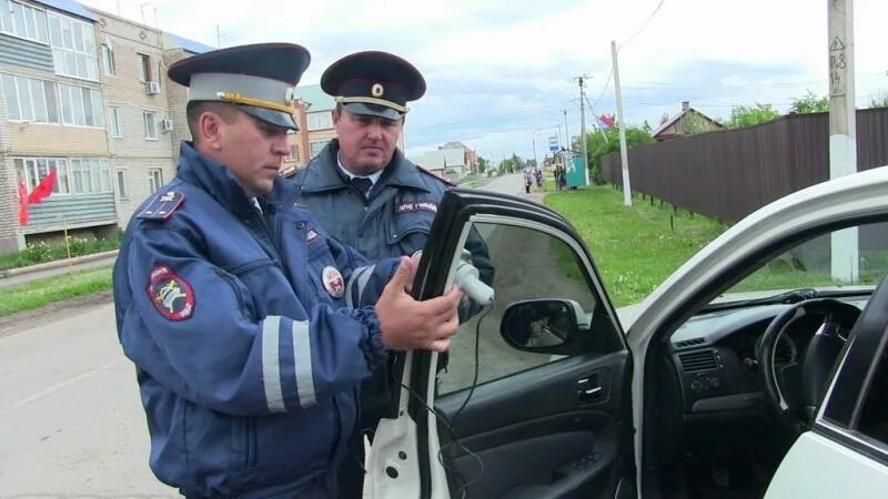 Сотрудники ГИБДД Саракташ. Инспектора ГАИ Оренбург. Сотрудники ГИБДД Саракташ Мамченко. Оренбургские ДПС. Сайт гаи оренбургской области