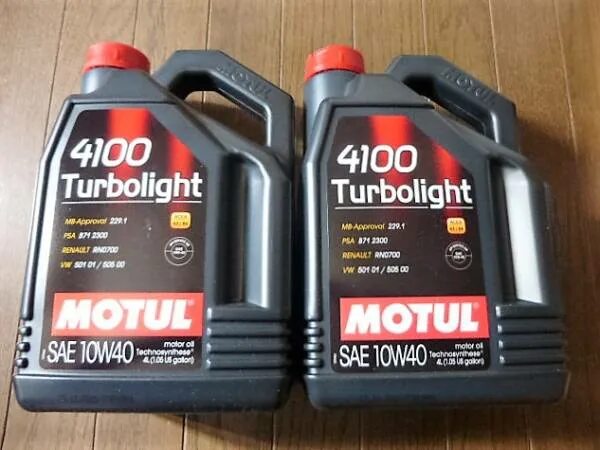 Motul 4100 Turbolight. Мотюль 4100 Turbolight 10w-40. Оригинал мотюль моторное масло 4100. Motul 10w 40 Turbolight. Как проверить масло мотюль