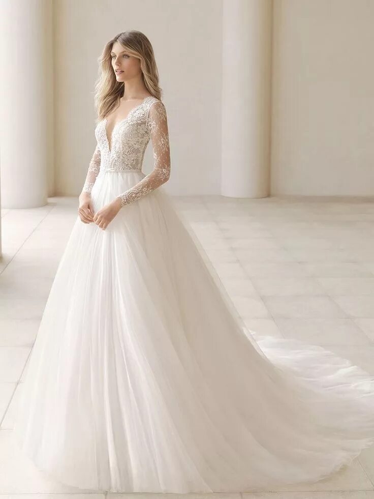 Rosa Clara long Wedding Dress. Модные Свадебные платья 2023. Дизайнерские Свадебные платья 2023. Классическое свадебное платье 2023.