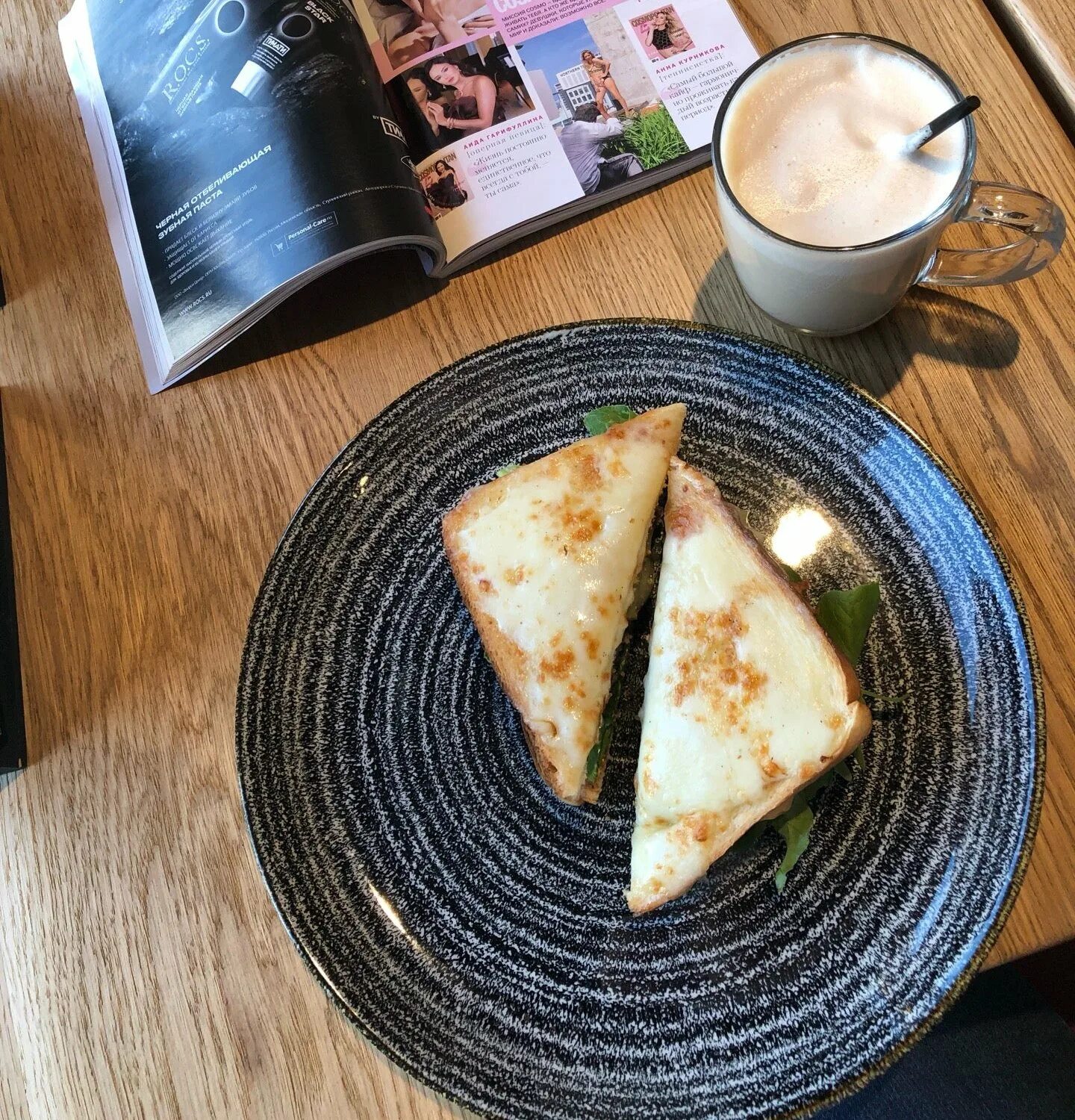 Кофейня в гараже. Garage food coffee ул немига 5. Garage food&coffee московский просп. Garage food coffee ул немига 5. Кофейня в гараже.