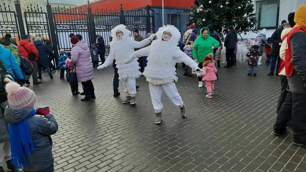 Дед Мороз для детей. Встреча Мороза. Нижний Новгород Морозы 2022. Три Мороза.