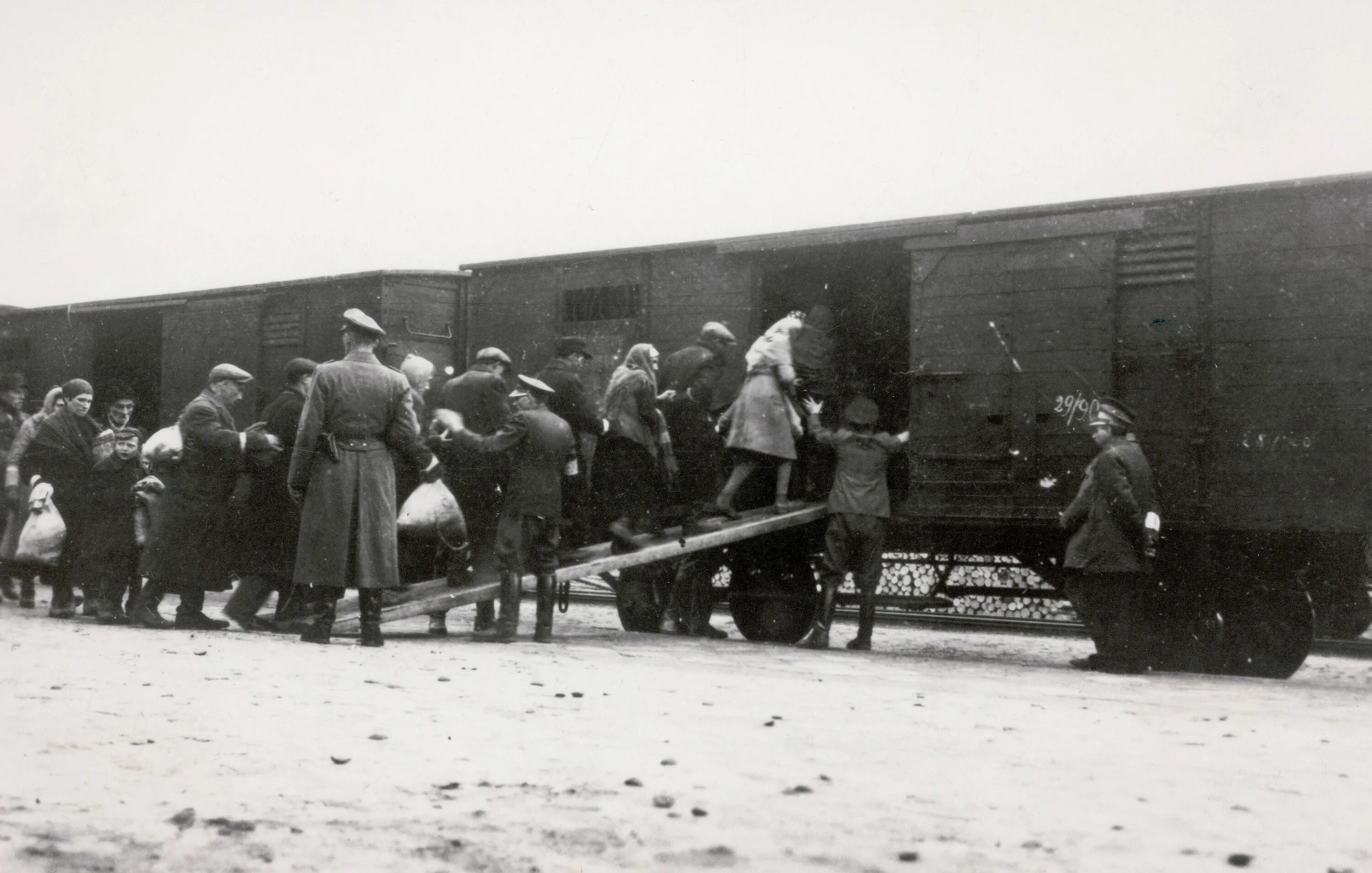 Депортация татар 1944. Немцы угоняют в Германию. Депортация во времени