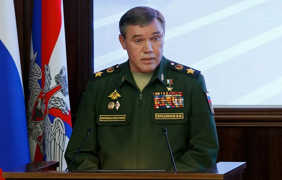 Первый заместитель командующего