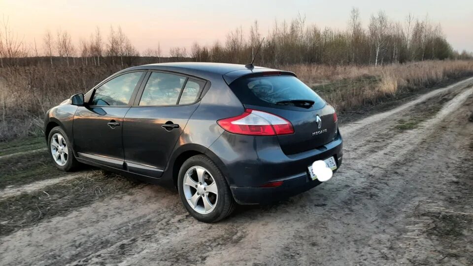 параметры диска рено. Renault captur радиус колес. диски r16 duster диаметр.