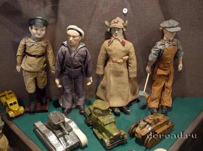 Кукла военного времени. Куклы военного времени. Игрушки военных лет. Игрушки в годы войны.