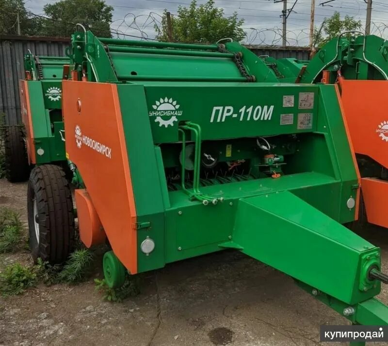 Пресс подборщик рулонный 110 цена. Пресс-подборщик пр-110 Унисибмаш. Пресс-подборщик Унисибмаш 110м. Пресс 110 Унисибмаш. Унисибмаш пресс подборщик ПРФ 110.